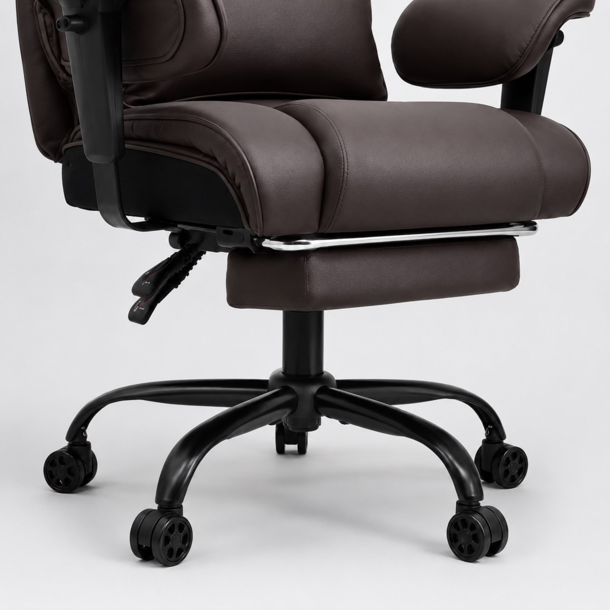 Chaise de bureau ergonomique en cuir  | StJean-Workspace